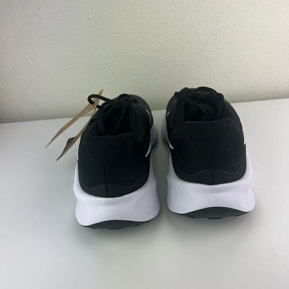 Nike Revolution 7 Women's Road Running Shoes (Wide) - Picture 3 of 8